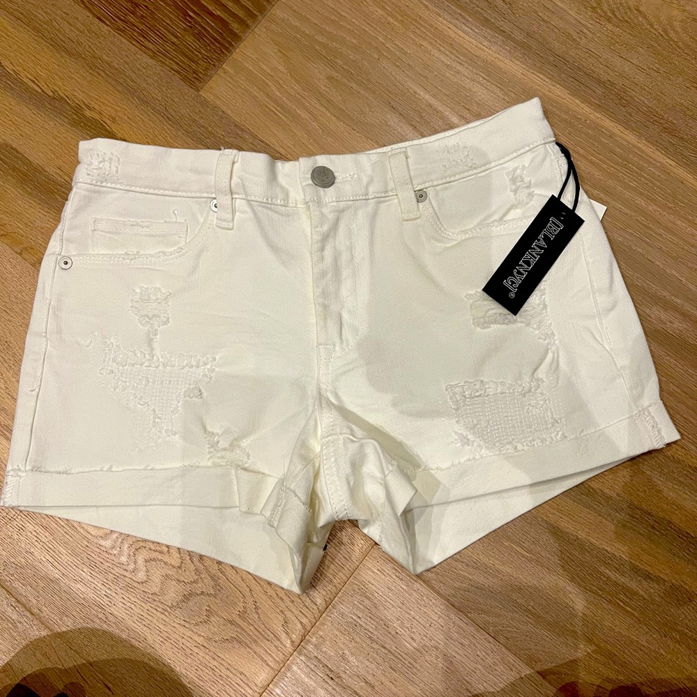 White Jean short, brand new.
